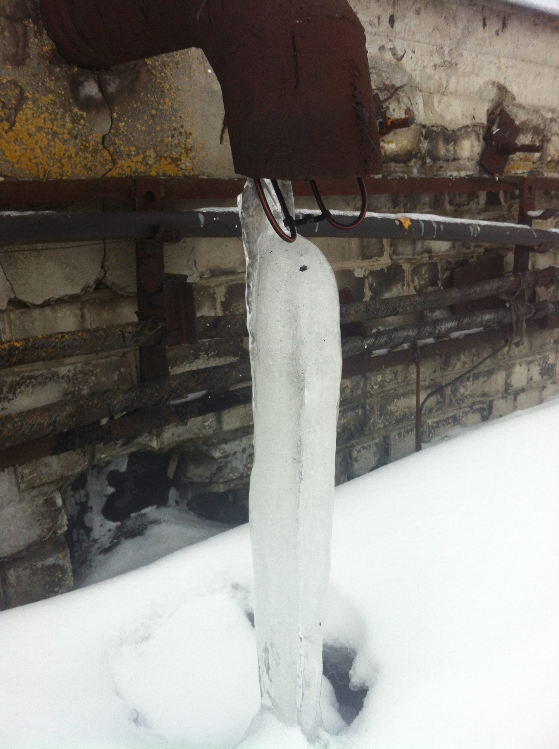 КФТП Слов'янські шпалери — кабельный обогрев водосточных труб, фото 3